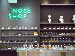 百貨店初出店となった「NOSE SHOP 銀座」（松屋銀座1階）